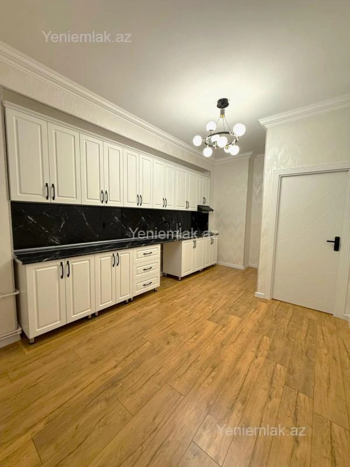 Satılır 3 otaqlı yeni tikili 101 m²