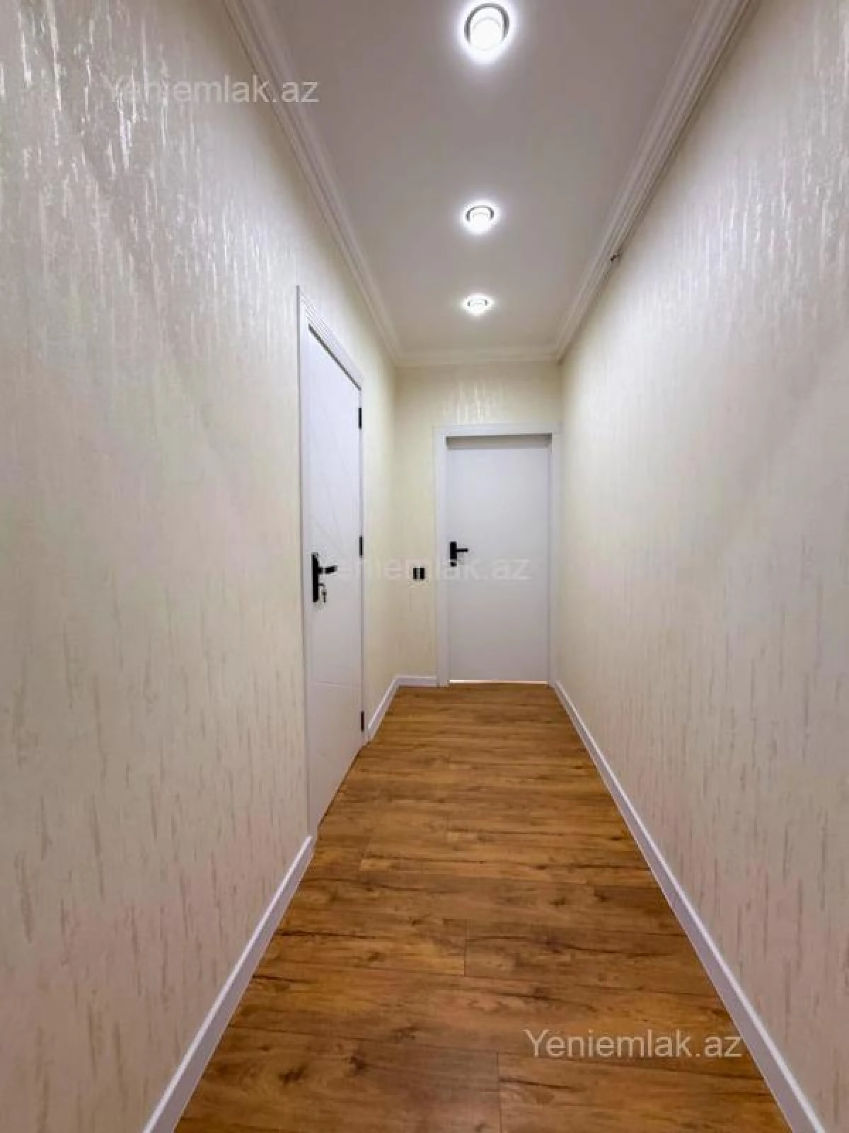 Satılır 3 otaqlı köhnə tikili 70 m²