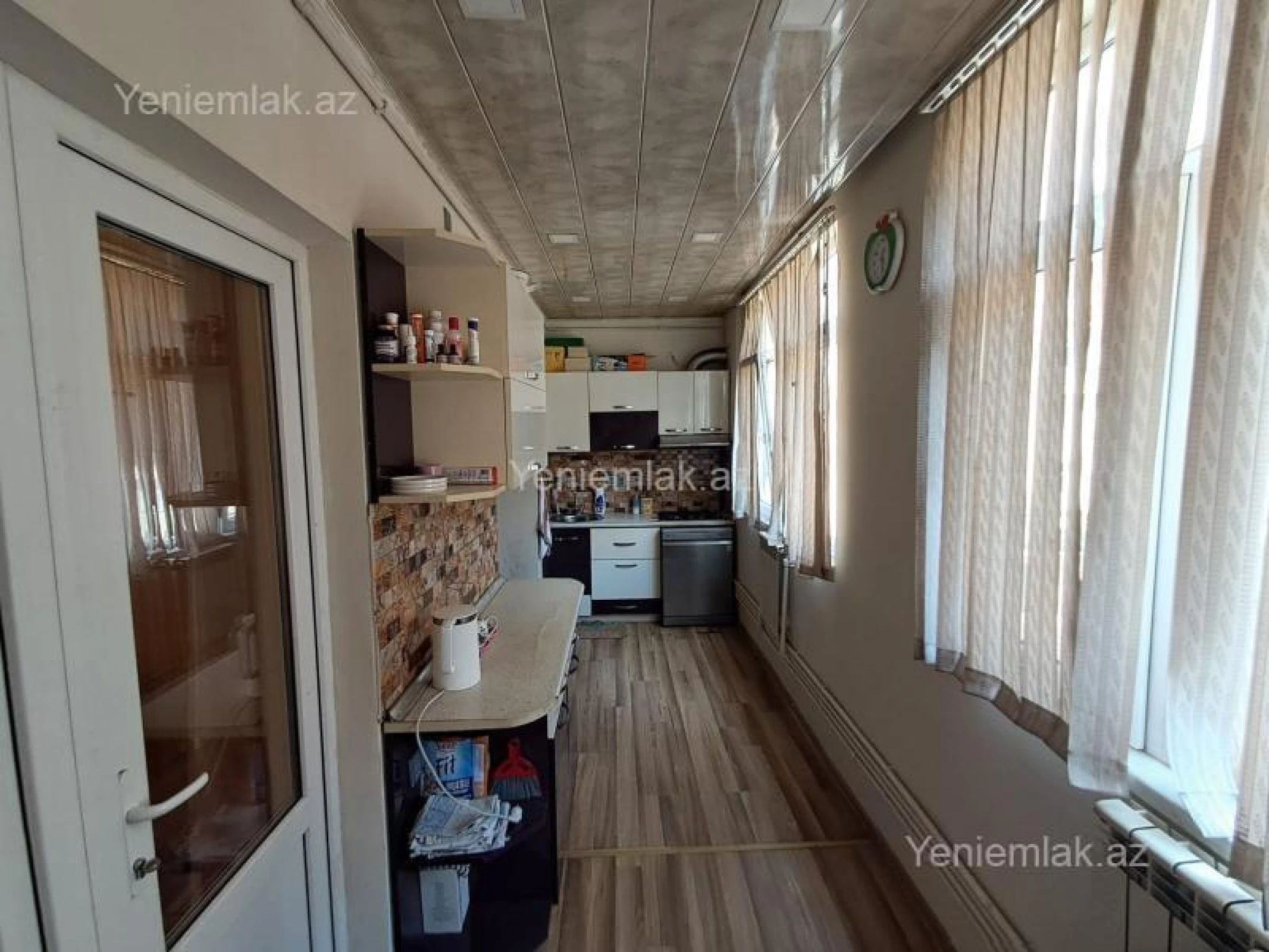 Satılır 3 otaqlı köhnə tikili 85 m²