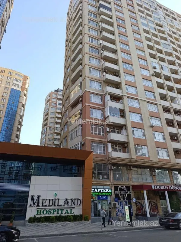 Satılır 2 otaqlı yeni tikili 65 m²