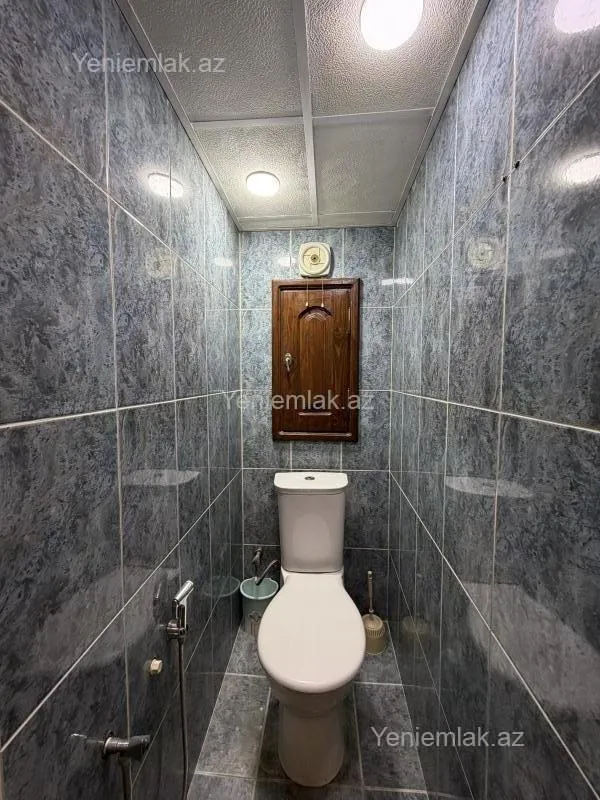 Satılır 2 otaqlı köhnə tikili 60 m²
