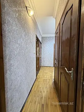 Satılır 2 otaqlı köhnə tikili 60 m²