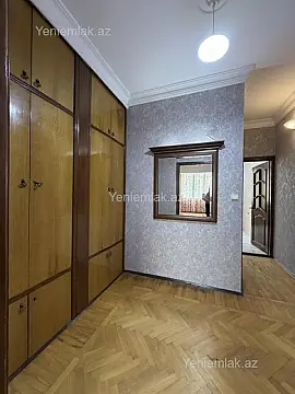 Satılır 2 otaqlı köhnə tikili 60 m²