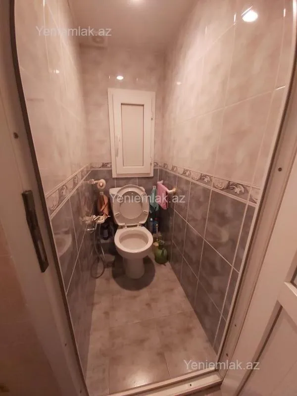 Satılır 2 otaqlı köhnə tikili 50 m²