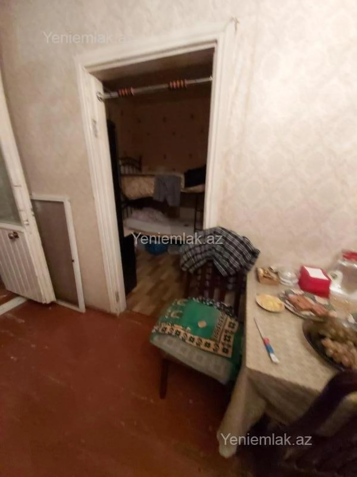 Satılır 2 otaqlı köhnə tikili 50 m²