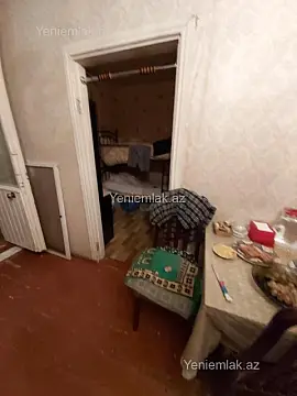 Satılır 2 otaqlı köhnə tikili 50 m²