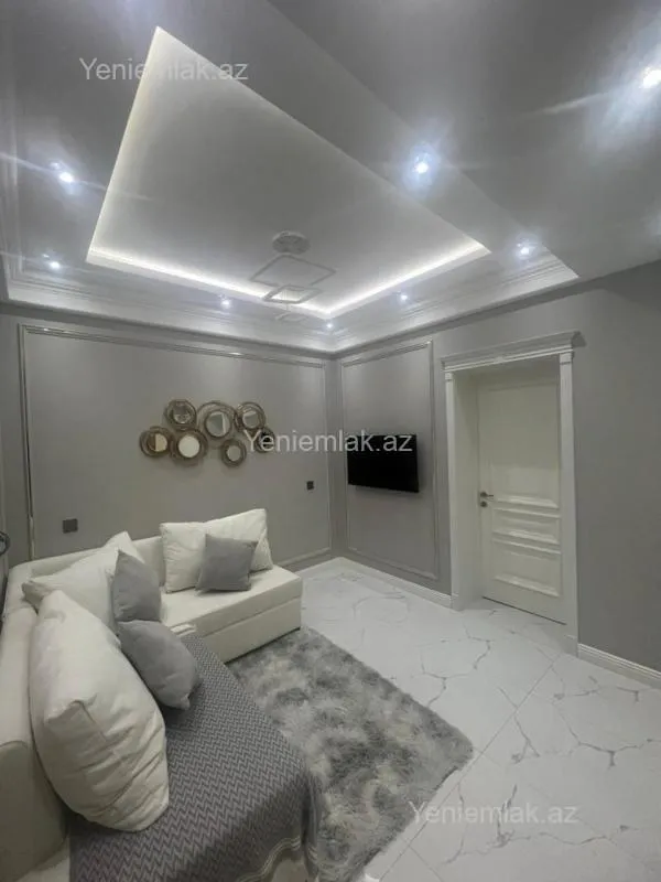 Satılır 2 otaqlı yeni tikili 68 m²