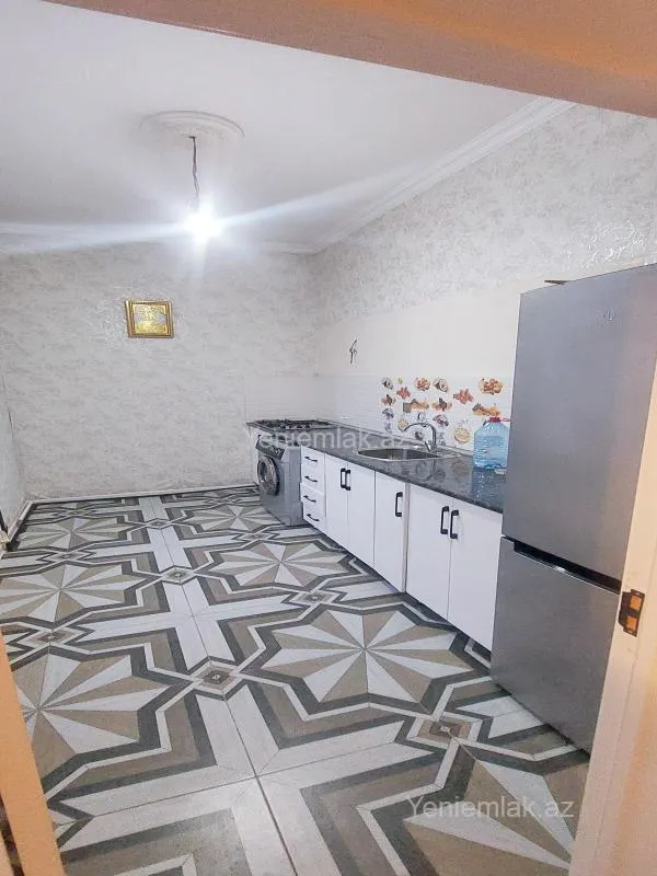 Satılır 3 otaqlı həyət evi 80 m²