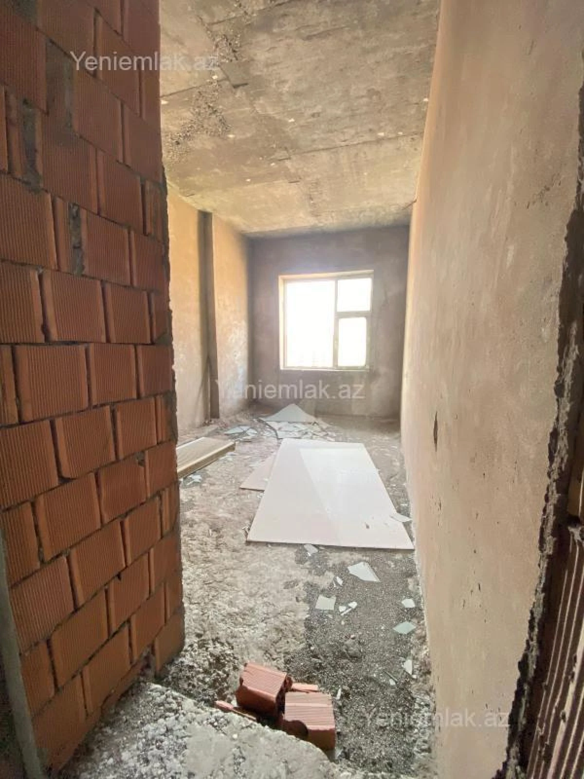 Satılır 5 otaqlı yeni tikili 185 m²