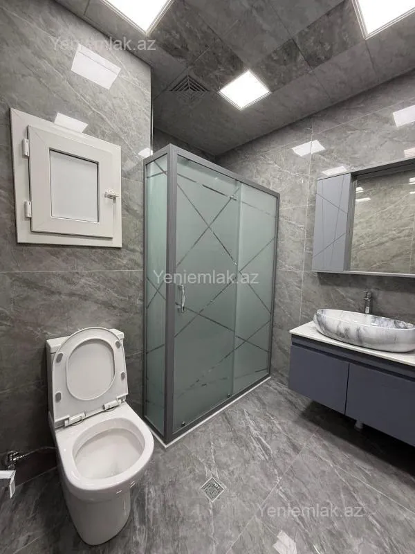 Satılır 3 otaqlı köhnə tikili 70 m²