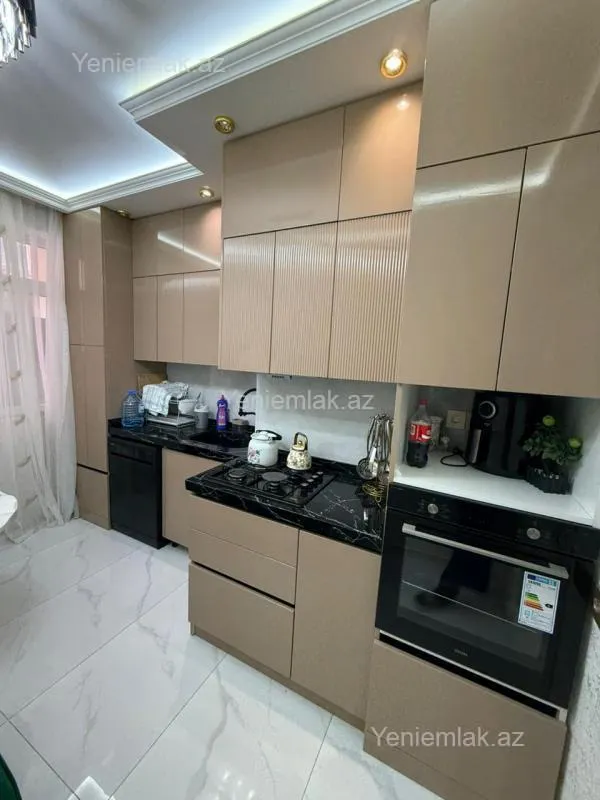 Satılır 3 otaqlı yeni tikili 116 m²