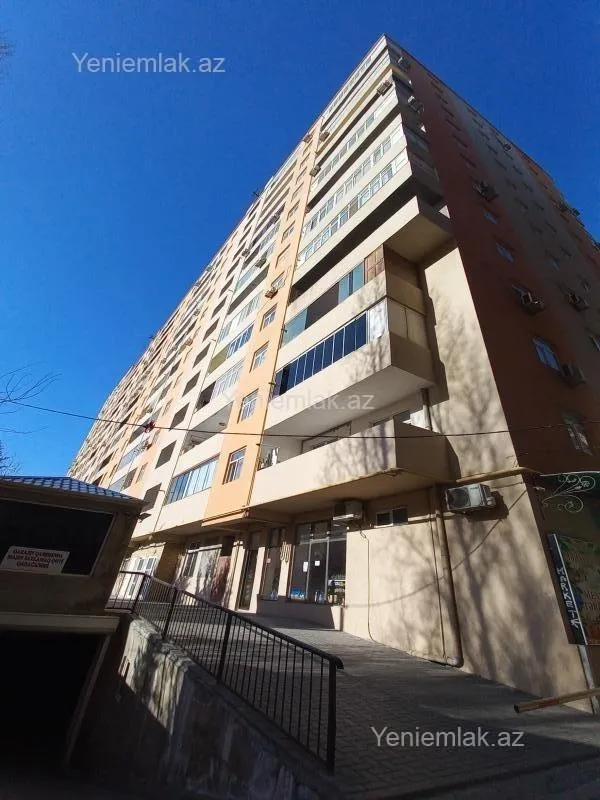 Satılır 3 otaqlı yeni tikili 76 m²