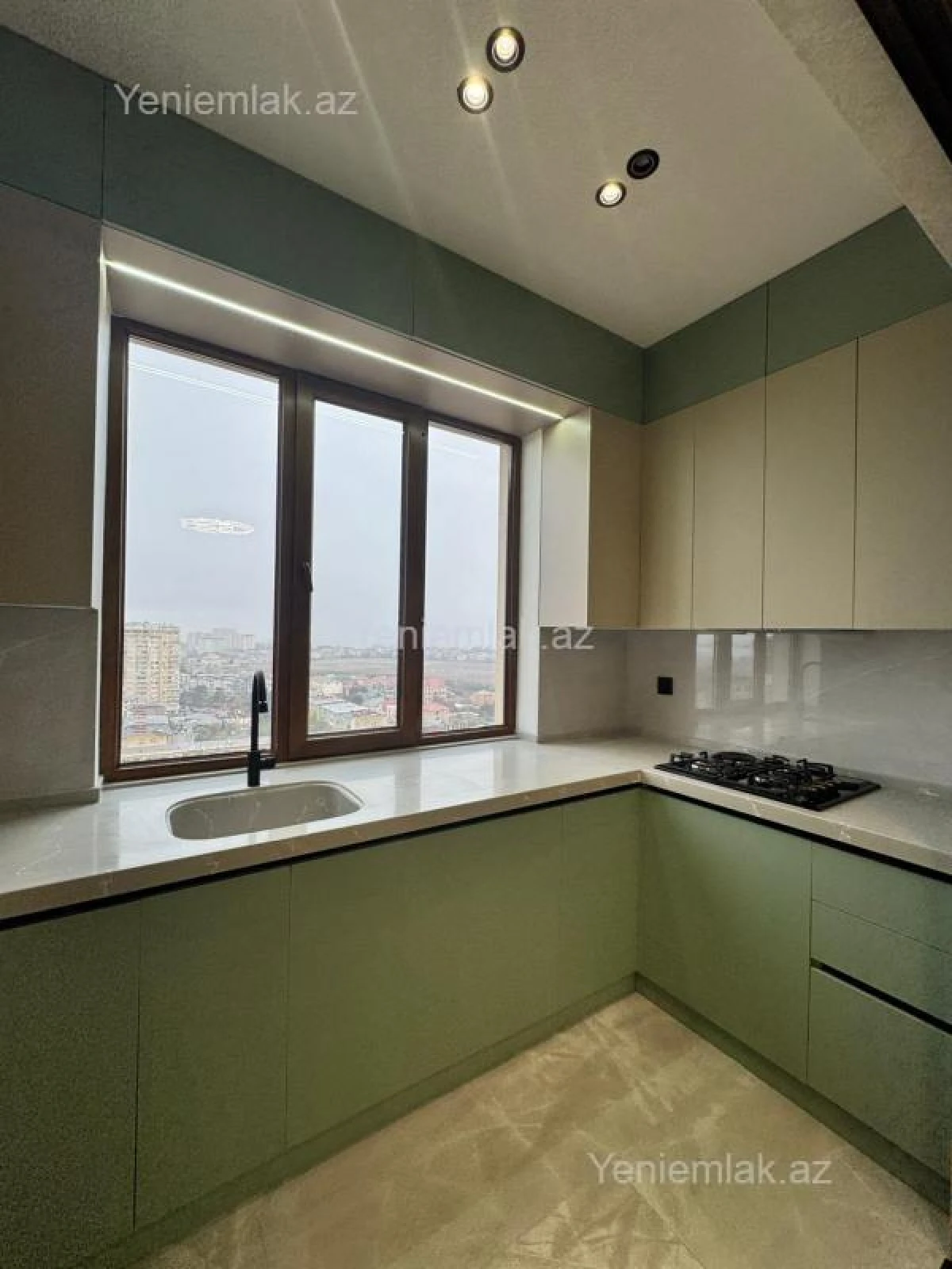 Satılır 2 otaqlı yeni tikili 67 m²