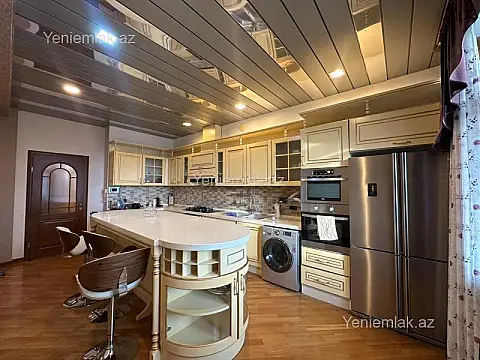 Satılır 4 otaqlı yeni tikili 210 m²