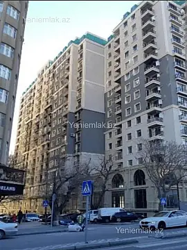 Satılır 3 otaqlı yeni tikili 155 m²
