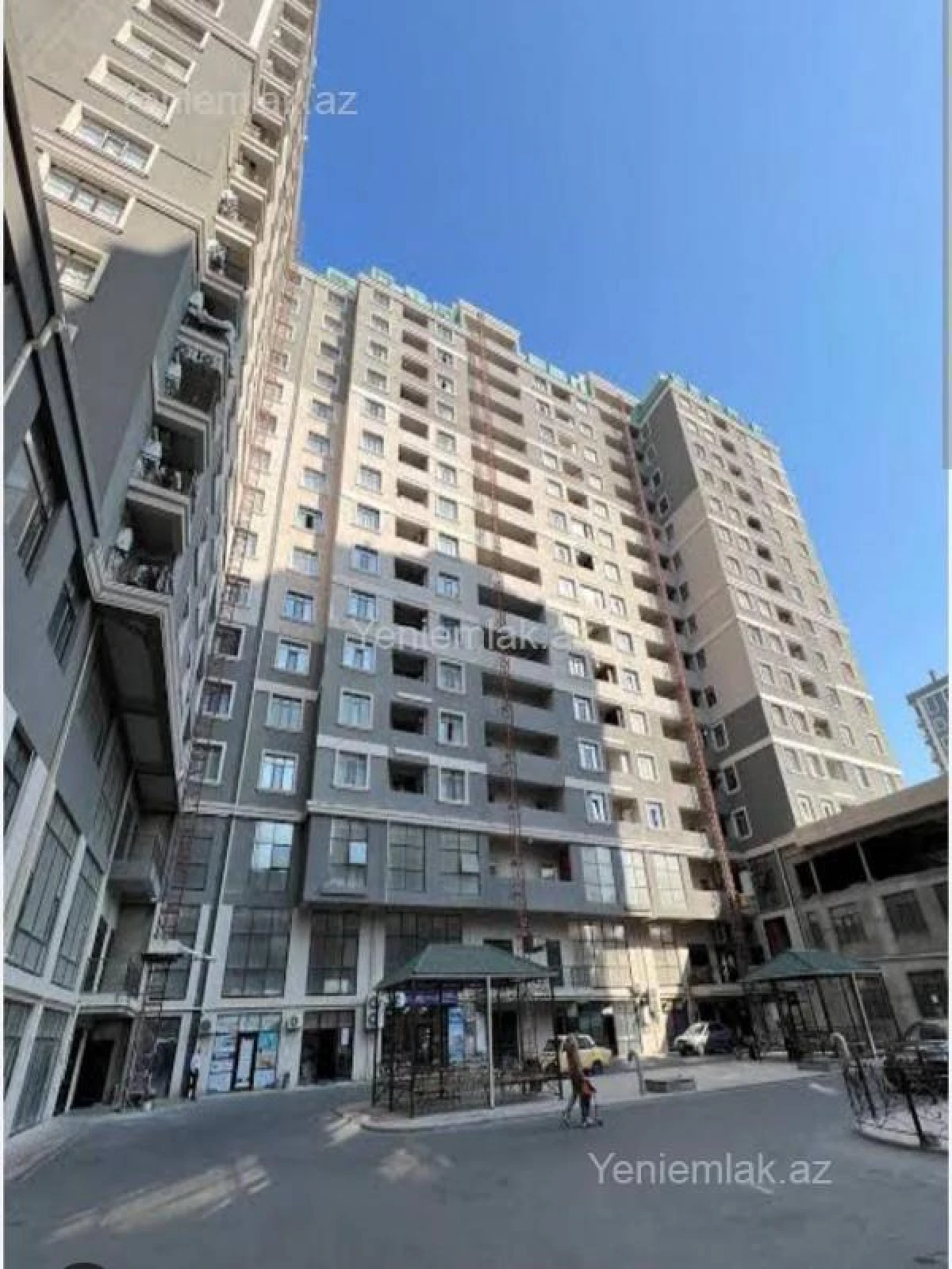 Satılır 3 otaqlı yeni tikili 155 m²