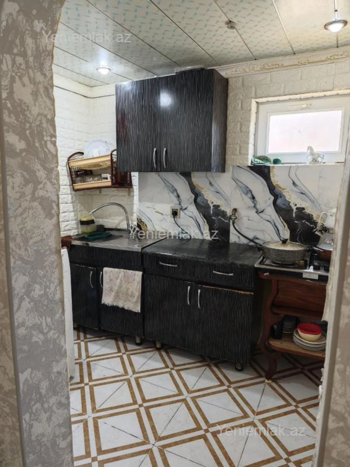 Satılır 5 otaqlı həyət evi 140 m²