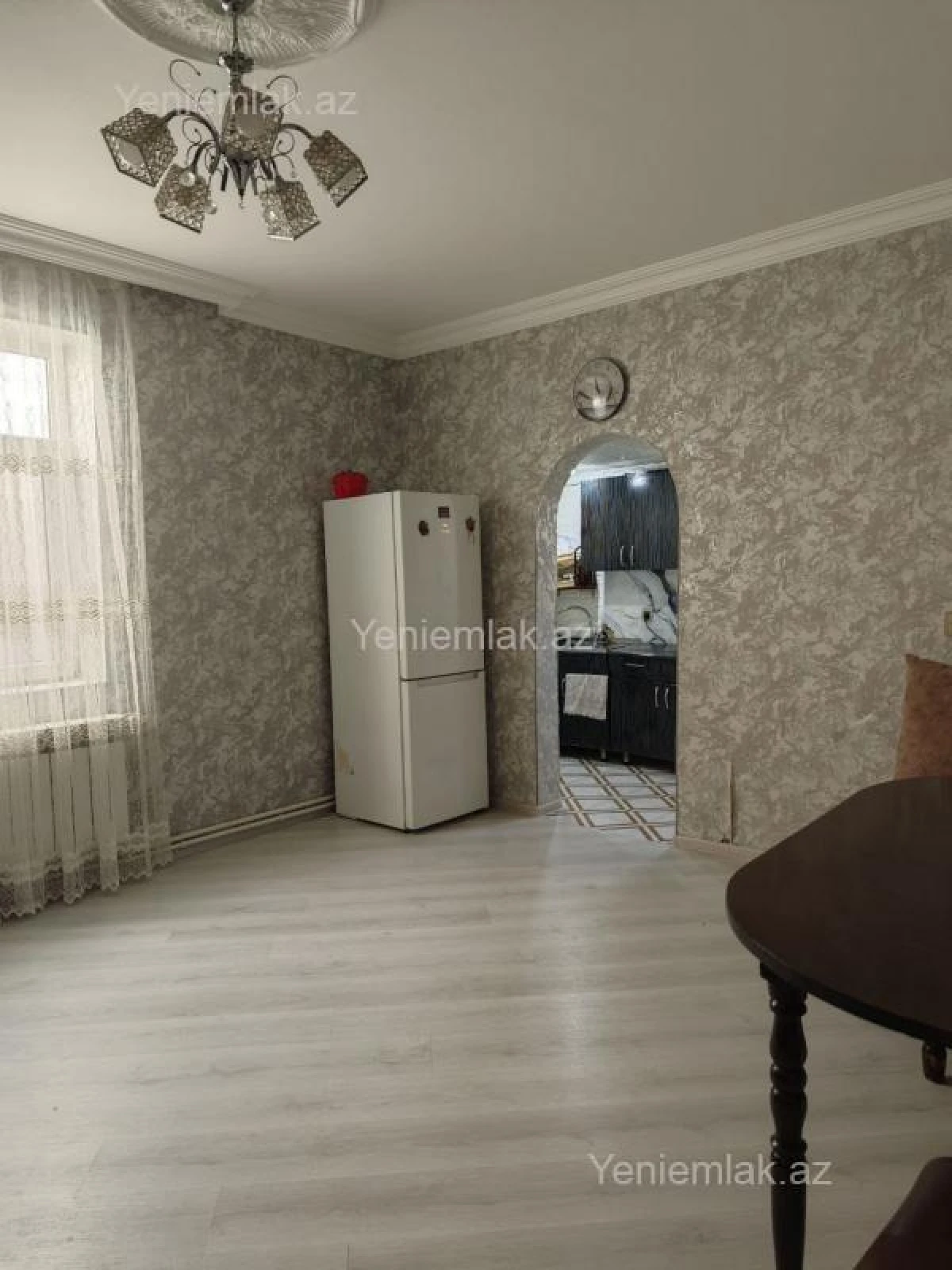 Satılır 5 otaqlı həyət evi 140 m²
