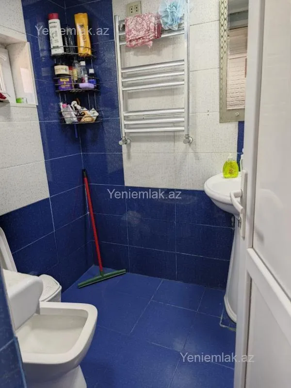 Satılır 5 otaqlı həyət evi 140 m²