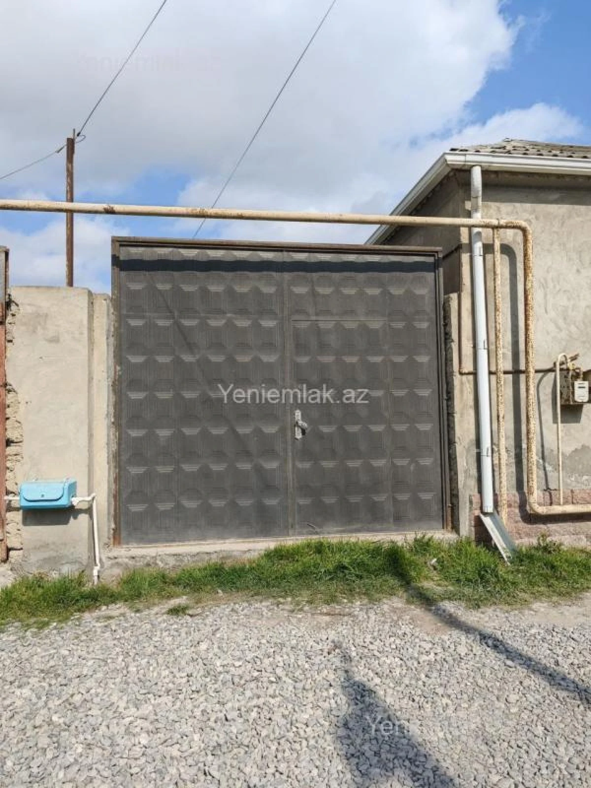 Satılır 5 otaqlı həyət evi 140 m²