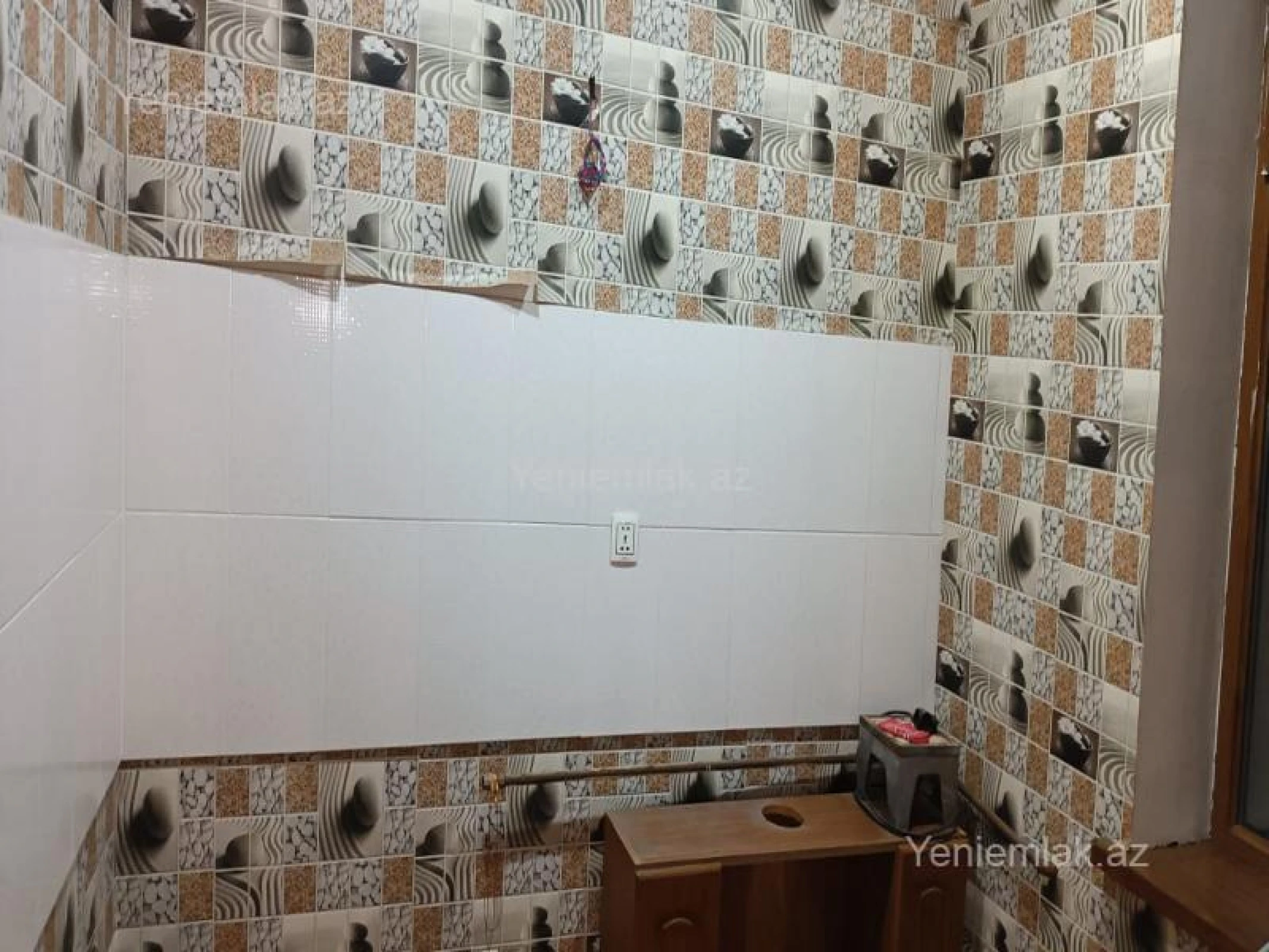Satılır 8 otaqlı həyət evi 395 m²