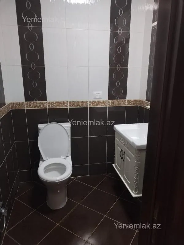 Satılır 4 otaqlı yeni tikili 140 m²
