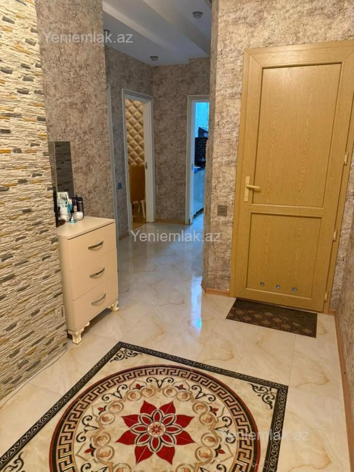 Satılır 2 otaqlı yeni tikili 62 m²