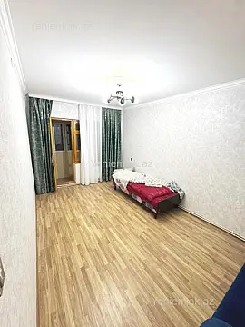 Satılır 3 otaqlı köhnə tikili 100 m² — Bakı, Binəqədi 3 otaq 100.00 m²
