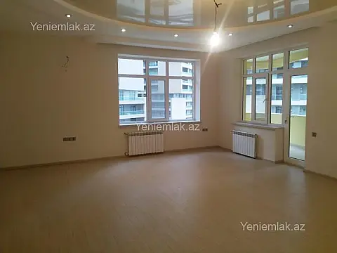 Satılır 3 otaqlı yeni tikili 210 m²