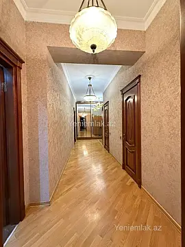 Satılır 2 otaqlı yeni tikili 110 m²