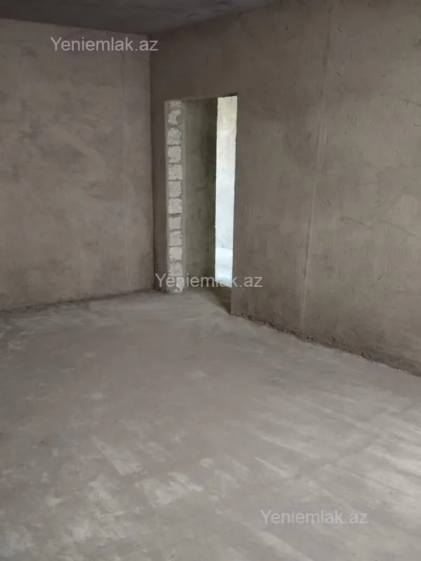 Satılır 5 otaqlı həyət evi 220 m²