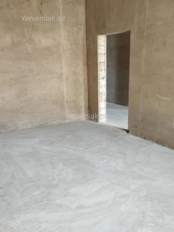 Satılır 5 otaqlı həyət evi 220 m²