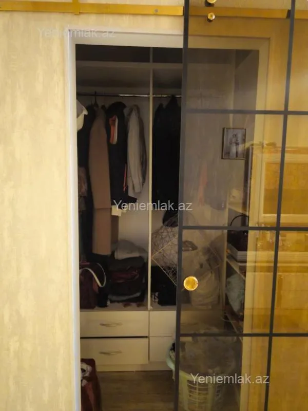 Satılır 3 otaqlı yeni tikili 128 m²