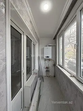Satılır 4 otaqlı köhnə tikili 112 m²