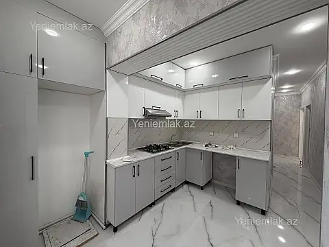 Satılır 4 otaqlı köhnə tikili 112 m²
