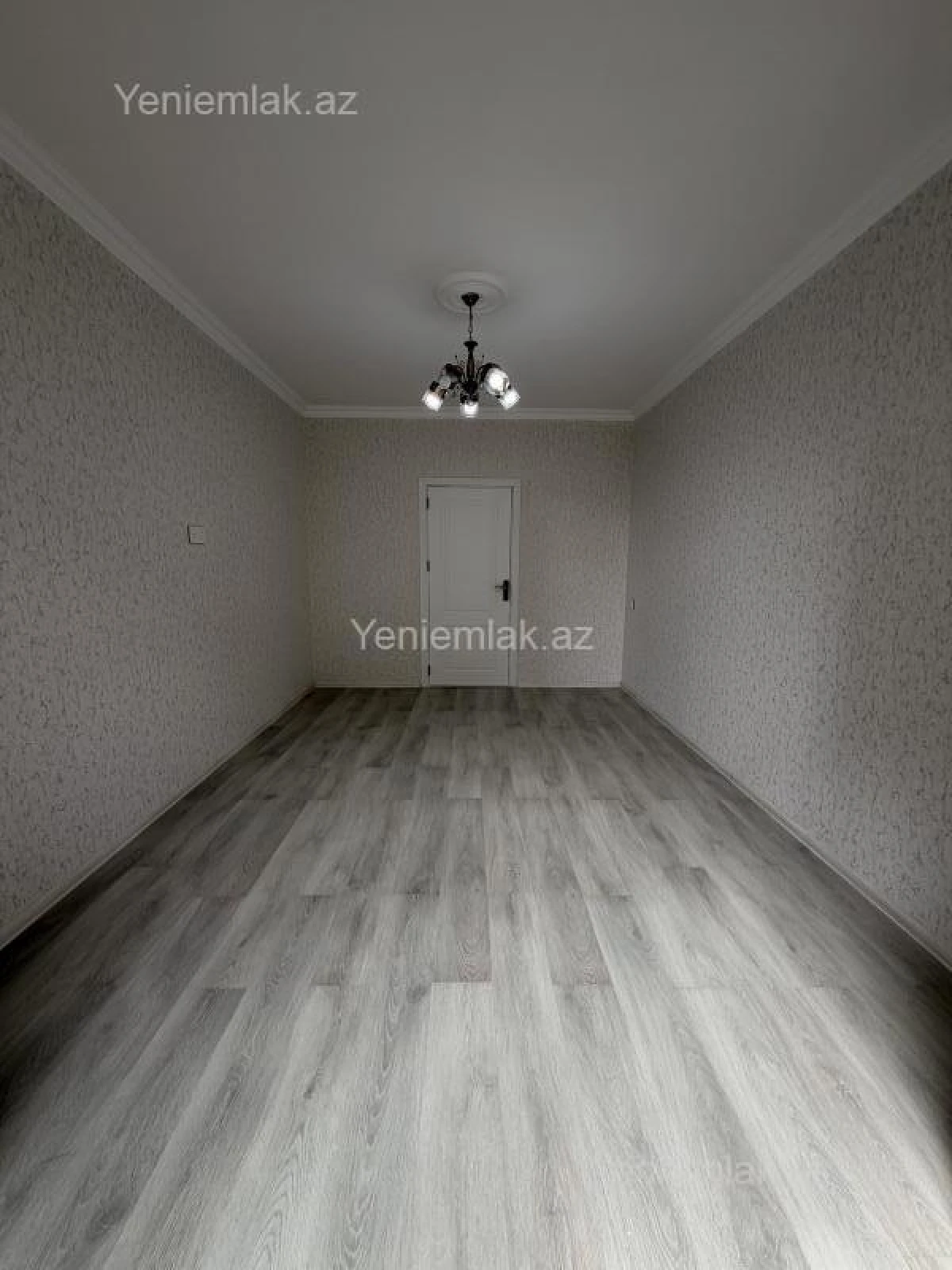 Satılır 4 otaqlı köhnə tikili 112 m²