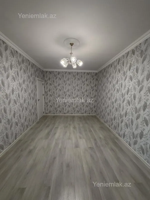 Satılır 4 otaqlı köhnə tikili 112 m²