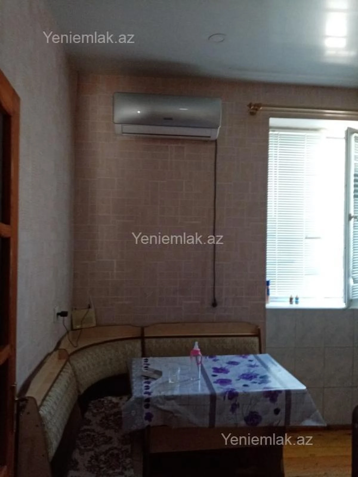 Satılır 1 otaqlı köhnə tikili 40 m²