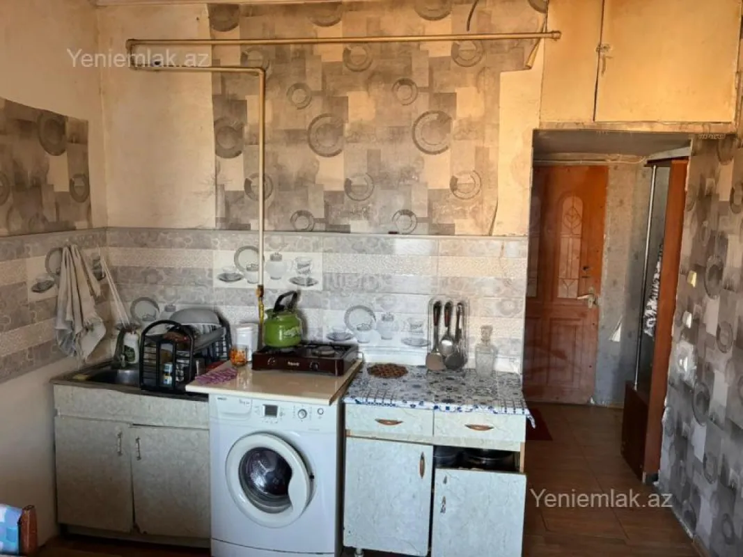 Satılır 2 otaqlı köhnə tikili 54 m²