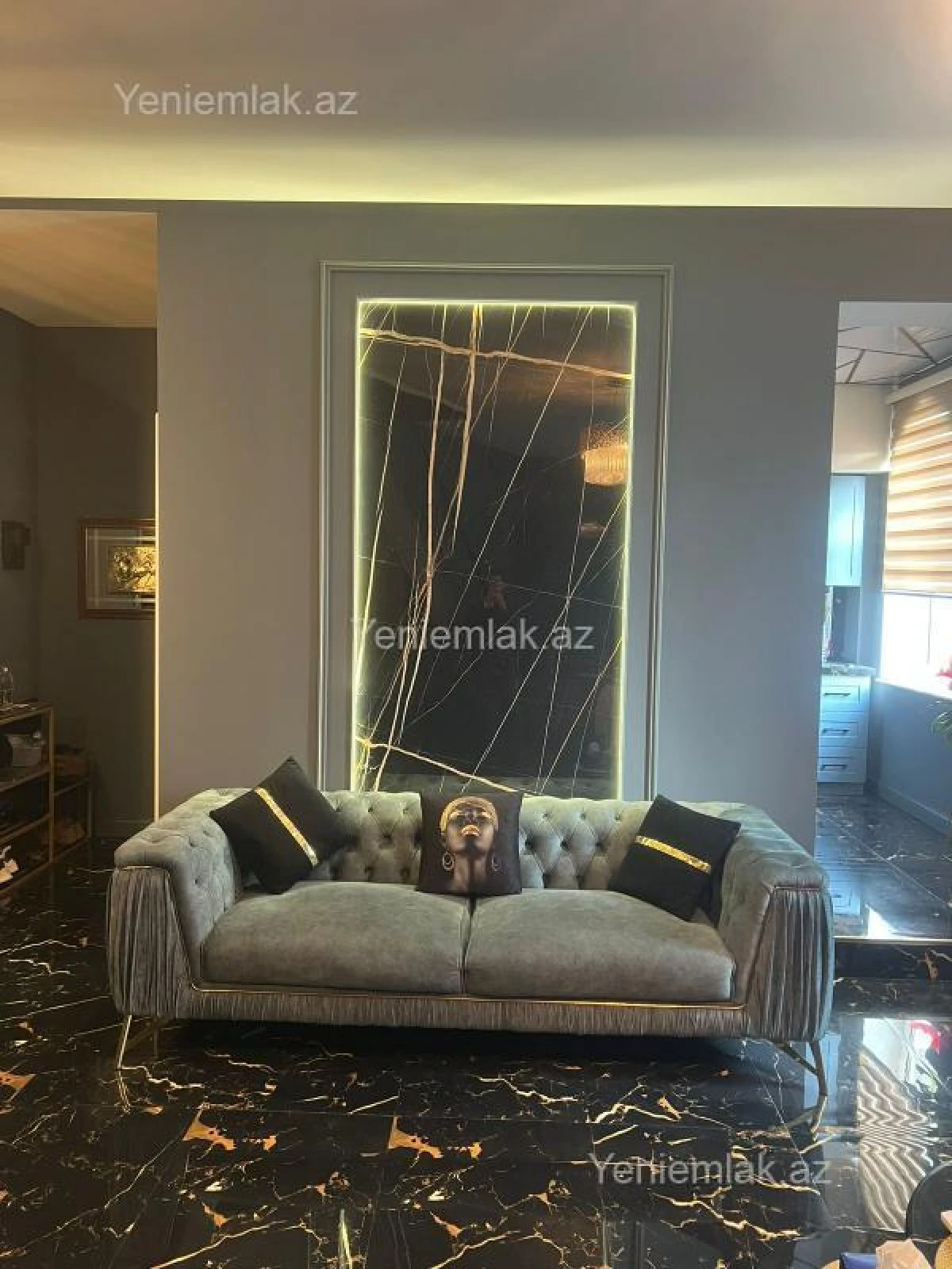 Satılır 3 otaqlı yeni tikili 100 m²