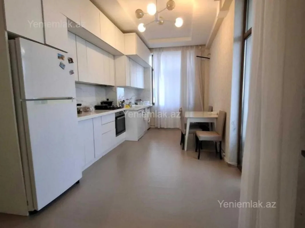 Satılır 3 otaqlı yeni tikili 126 m²