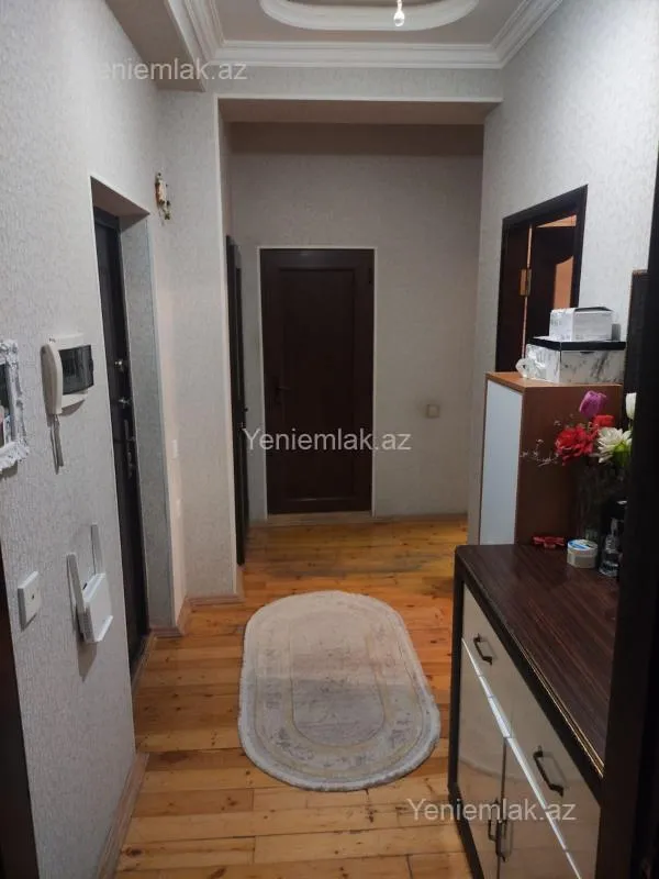 Satılır 2 otaqlı yeni tikili 60 m²