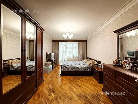 Satılır 3 otaqlı köhnə tikili 80 m² — Bakı, Nərimanov 3 otaq 80.00 m²