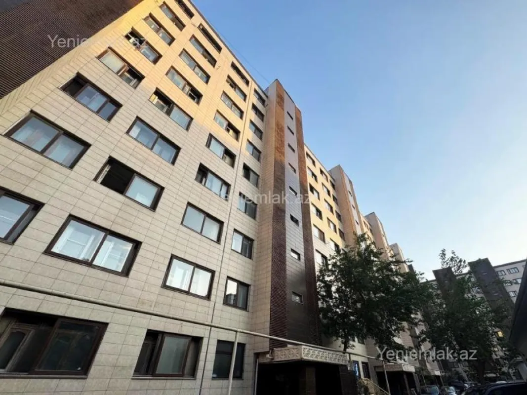 Satılır 3 otaqlı köhnə tikili 87 m²