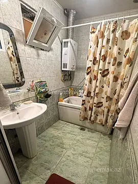Satılır 3 otaqlı köhnə tikili 87 m²