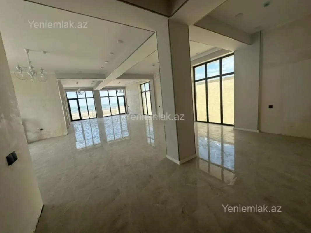 Satılır 8 otaqlı obyekt 550 m²