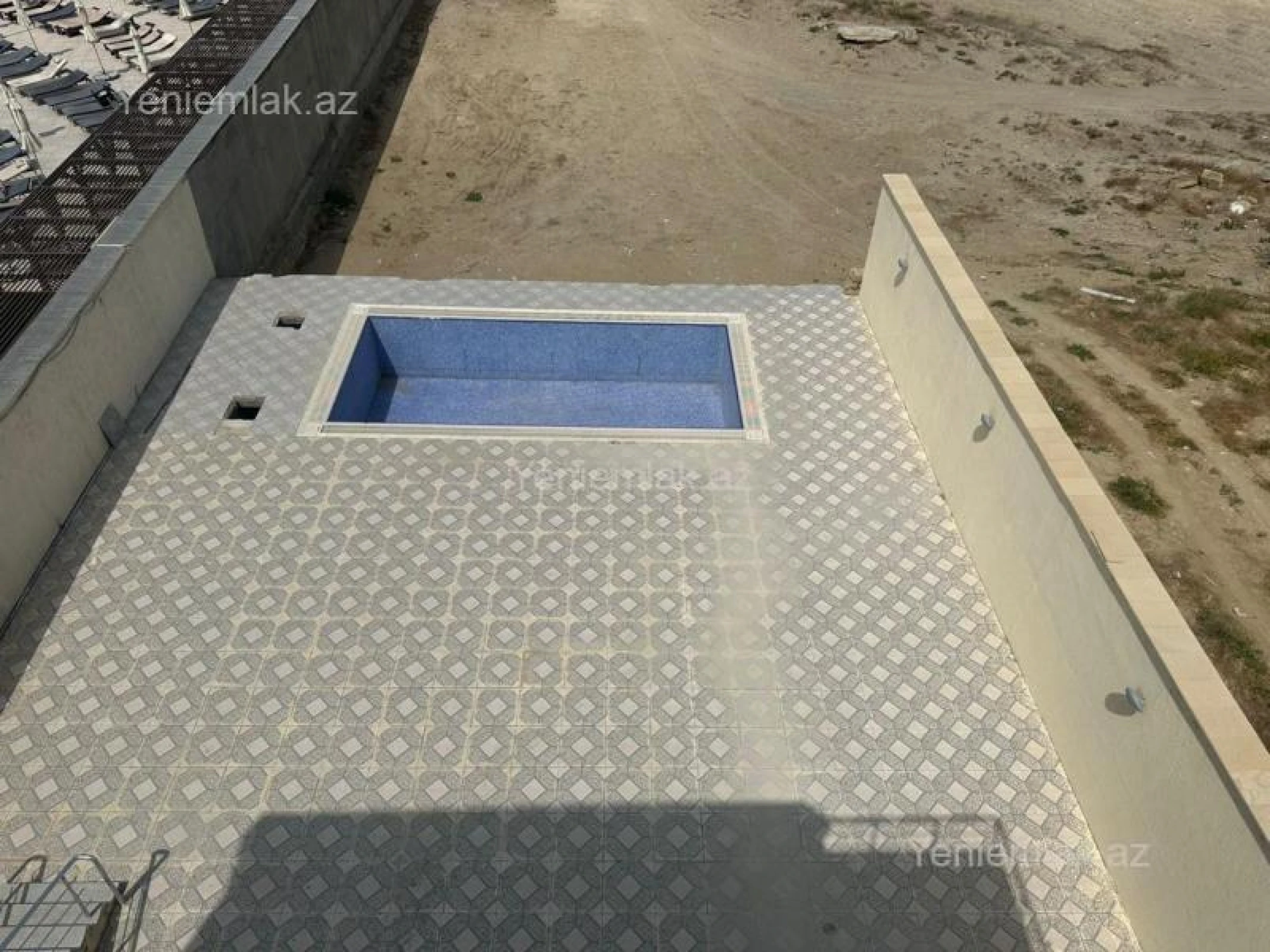 Satılır 8 otaqlı obyekt 550 m²