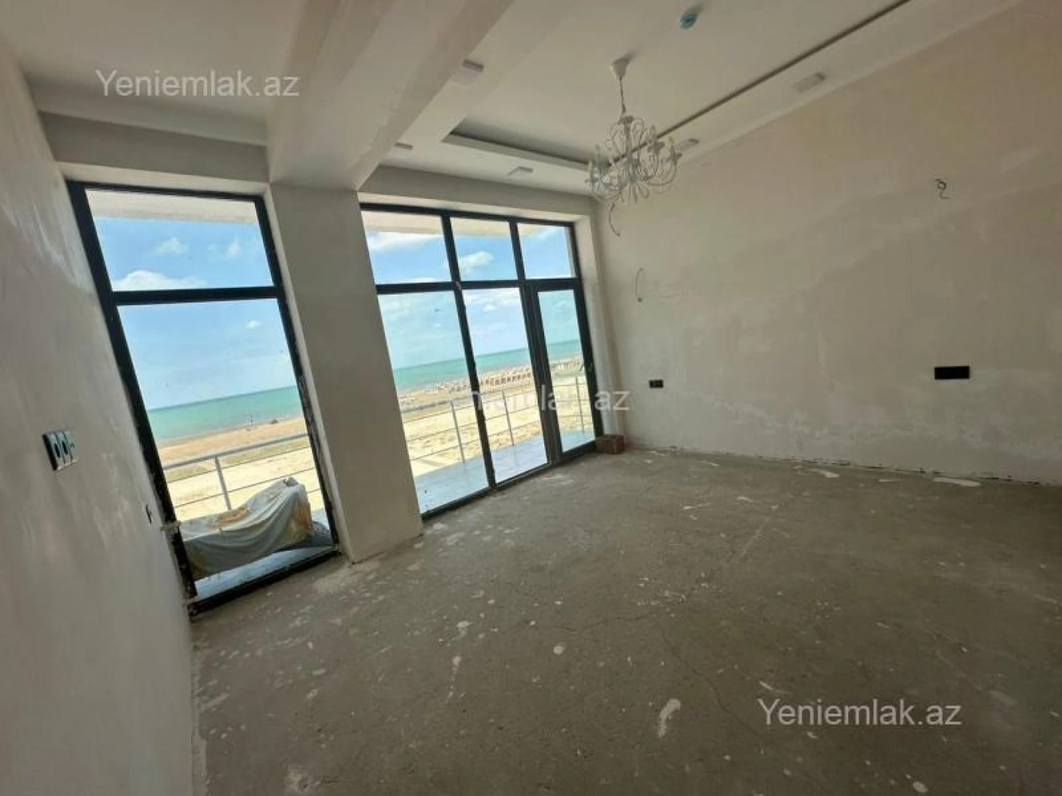 Satılır 8 otaqlı obyekt 550 m²