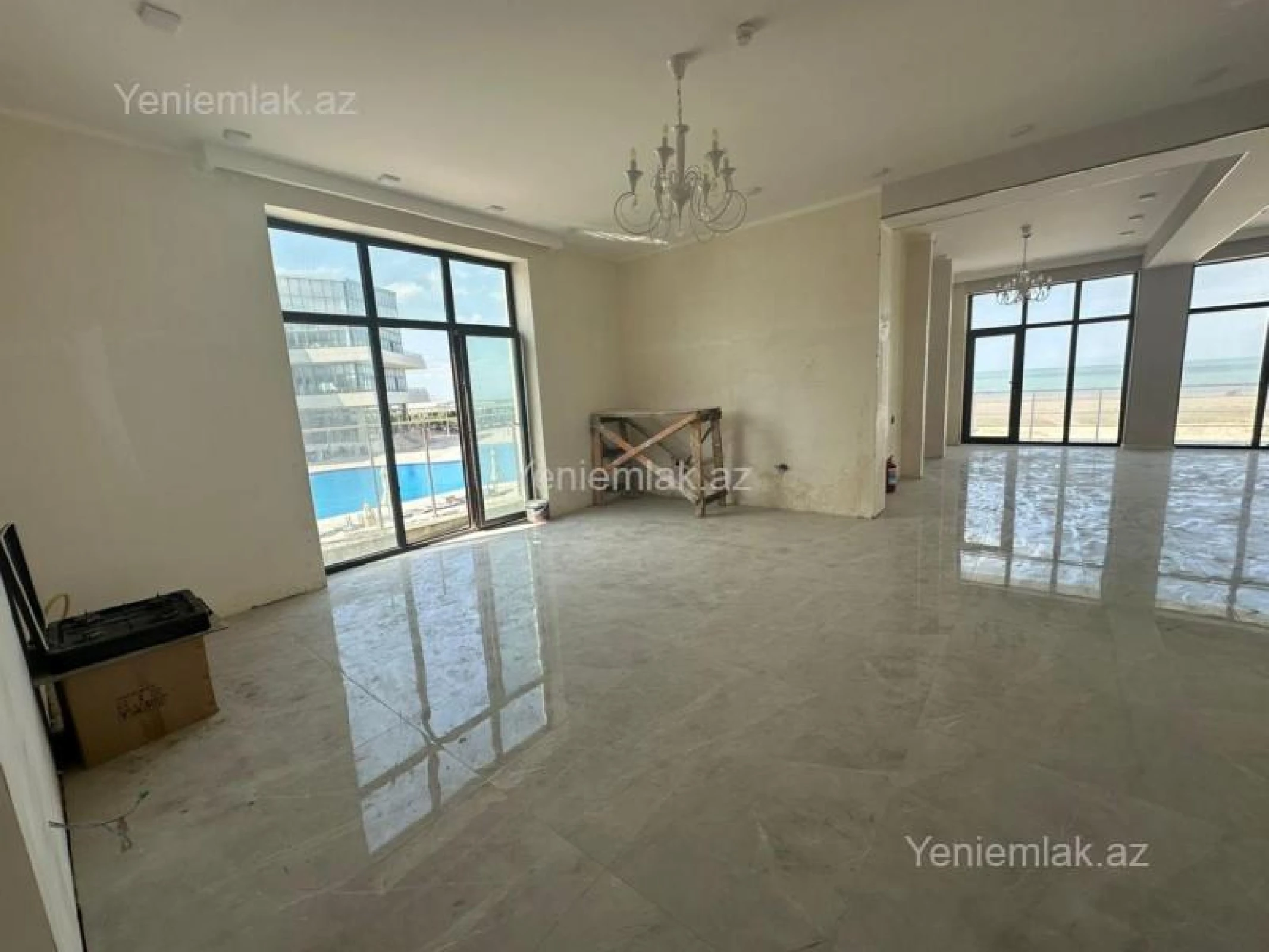 Satılır 8 otaqlı obyekt 550 m²