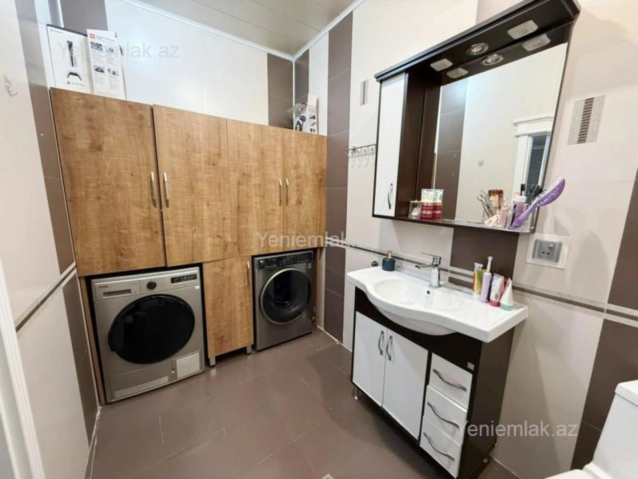 Satılır 4 otaqlı yeni tikili 156 m²